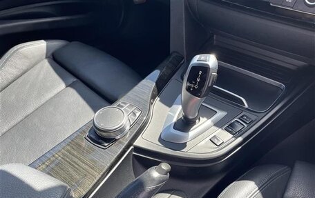 BMW 3 серия, 2019 год, 1 320 000 рублей, 19 фотография