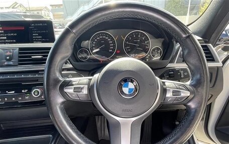 BMW 3 серия, 2019 год, 1 320 000 рублей, 11 фотография