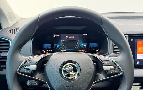 Skoda Karoq I, 2023 год, 1 550 000 рублей, 11 фотография