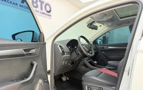 Skoda Karoq I, 2023 год, 1 550 000 рублей, 9 фотография