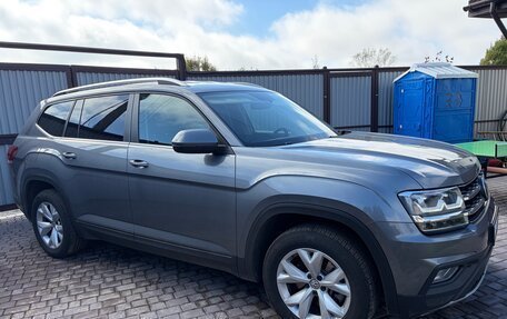 Volkswagen Teramont I, 2018 год, 2 600 000 рублей, 2 фотография
