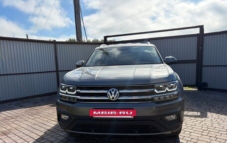 Volkswagen Teramont I, 2018 год, 2 600 000 рублей, 5 фотография