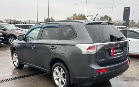 Mitsubishi Outlander III рестайлинг 3, 2013 год, 1 295 000 рублей, 3 фотография