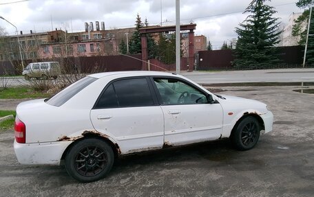 Mazda Familia, 2002 год, 95 000 рублей, 2 фотография