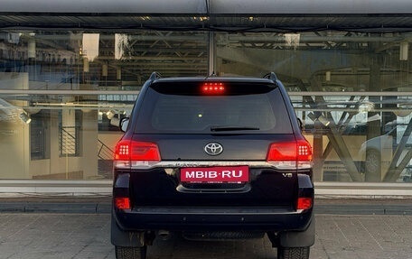 Toyota Land Cruiser 200, 2020 год, 4 999 000 рублей, 3 фотография