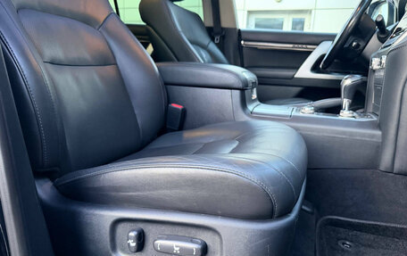 Toyota Land Cruiser 200, 2020 год, 4 999 000 рублей, 15 фотография