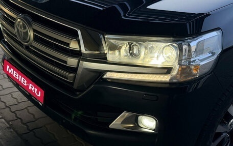 Toyota Land Cruiser 200, 2020 год, 4 999 000 рублей, 14 фотография