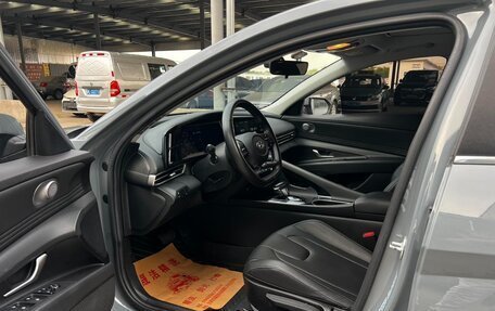 Hyundai Elantra, 2022 год, 1 256 000 рублей, 7 фотография