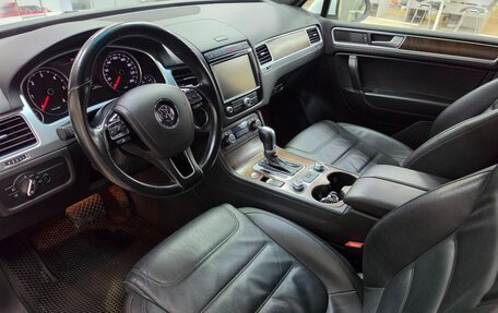 Volkswagen Touareg III, 2016 год, 2 540 000 рублей, 7 фотография