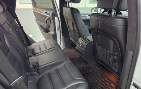 Volkswagen Touareg III, 2016 год, 2 540 000 рублей, 8 фотография
