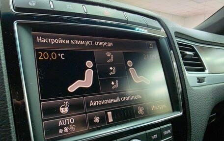 Volkswagen Touareg III, 2016 год, 2 540 000 рублей, 18 фотография
