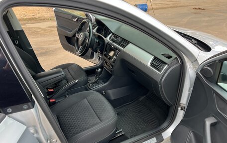 Skoda Rapid I, 2017 год, 1 300 000 рублей, 9 фотография