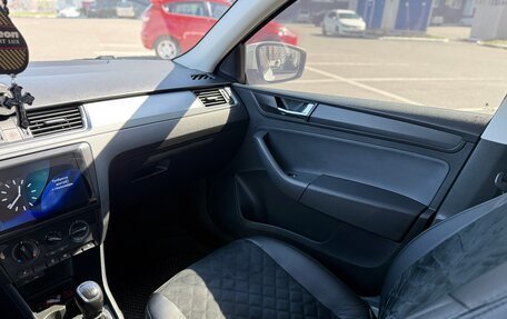 Skoda Rapid I, 2017 год, 1 190 000 рублей, 16 фотография