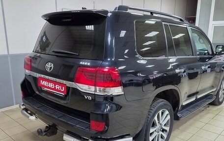 Toyota Land Cruiser 200, 2015 год, 4 480 000 рублей, 5 фотография