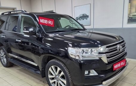 Toyota Land Cruiser 200, 2015 год, 4 480 000 рублей, 3 фотография