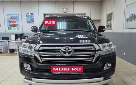 Toyota Land Cruiser 200, 2015 год, 4 480 000 рублей, 2 фотография