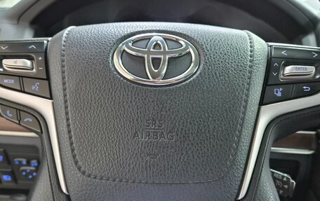 Toyota Land Cruiser 200, 2015 год, 4 480 000 рублей, 13 фотография