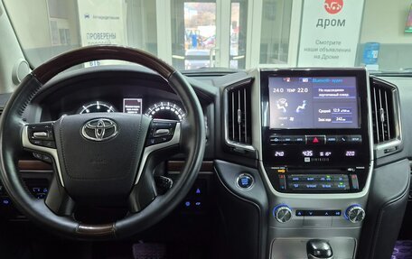 Toyota Land Cruiser 200, 2015 год, 4 480 000 рублей, 22 фотография