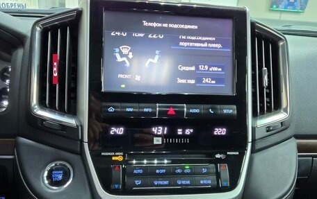 Toyota Land Cruiser 200, 2015 год, 4 480 000 рублей, 15 фотография