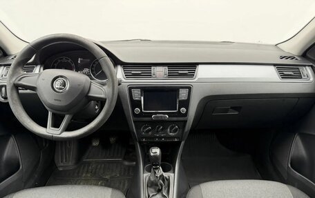 Skoda Rapid I, 2018 год, 870 000 рублей, 9 фотография