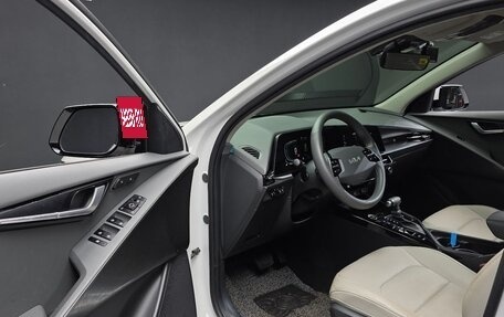 KIA Niro, 2023 год, 1 300 000 рублей, 5 фотография