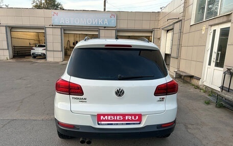 Volkswagen Tiguan I, 2015 год, 950 000 рублей, 3 фотография