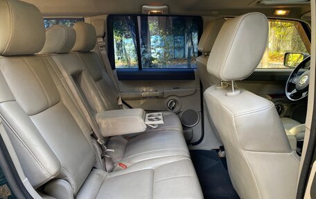 Jeep Commander, 2006 год, 1 250 000 рублей, 19 фотография