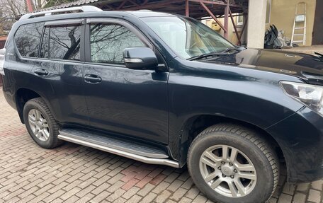 Toyota Land Cruiser Prado 150 рестайлинг 2, 2011 год, 2 750 000 рублей, 5 фотография