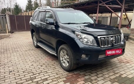 Toyota Land Cruiser Prado 150 рестайлинг 2, 2011 год, 2 750 000 рублей, 4 фотография