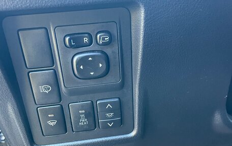 Toyota Land Cruiser Prado 150 рестайлинг 2, 2011 год, 2 750 000 рублей, 11 фотография