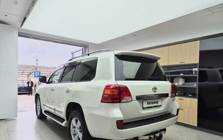 Toyota Land Cruiser 200, 2015 год, 5 000 000 рублей, 6 фотография