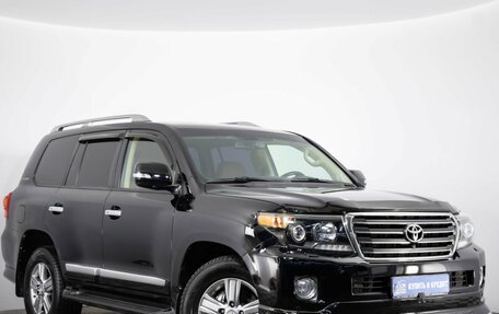 Toyota Land Cruiser 200, 2015 год, 4 049 000 рублей, 2 фотография