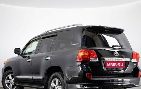 Toyota Land Cruiser 200, 2015 год, 4 049 000 рублей, 5 фотография