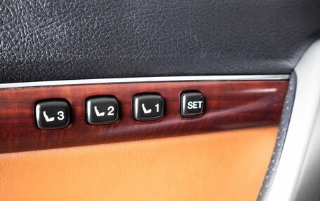 Toyota Land Cruiser 200, 2015 год, 4 049 000 рублей, 25 фотография
