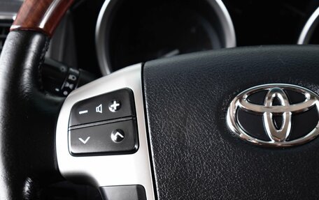 Toyota Land Cruiser 200, 2015 год, 4 049 000 рублей, 16 фотография
