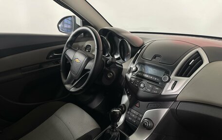 Chevrolet Cruze II, 2014 год, 560 000 рублей, 10 фотография