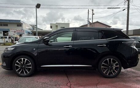 Toyota Harrier, 2020 год, 1 720 000 рублей, 3 фотография