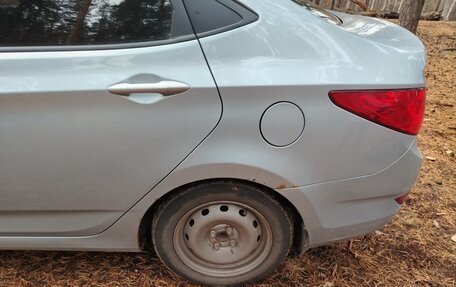 Hyundai Solaris II рестайлинг, 2012 год, 500 000 рублей, 3 фотография
