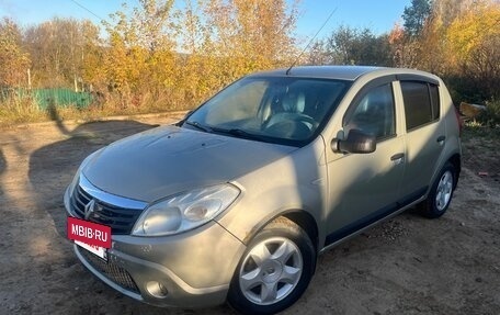 Renault Sandero I, 2013 год, 515 000 рублей, 2 фотография