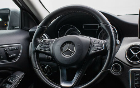 Mercedes-Benz GLA, 2016 год, 2 240 000 рублей, 15 фотография