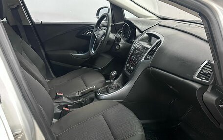 Opel Astra J, 2014 год, 690 000 рублей, 11 фотография
