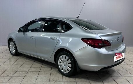 Opel Astra J, 2014 год, 690 000 рублей, 7 фотография