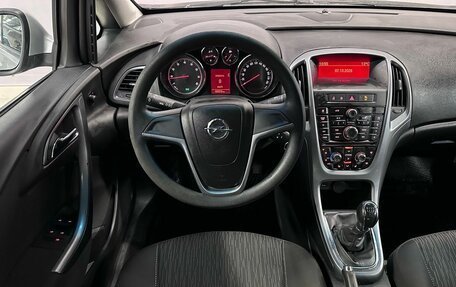 Opel Astra J, 2014 год, 690 000 рублей, 14 фотография