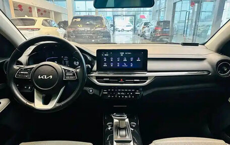 KIA K3, 2023 год, 1 550 004 рублей, 6 фотография