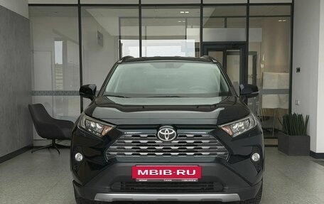 Toyota RAV4, 2019 год, 3 500 000 рублей, 2 фотография