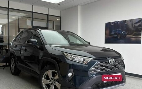 Toyota RAV4, 2019 год, 3 500 000 рублей, 3 фотография