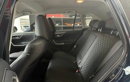 Toyota RAV4, 2019 год, 3 500 000 рублей, 7 фотография