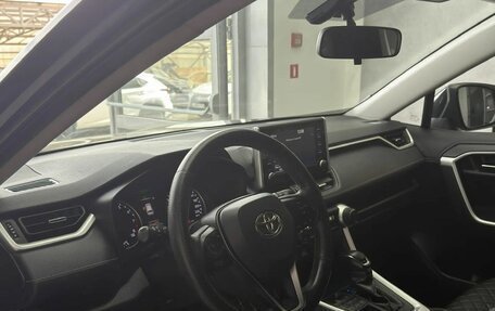 Toyota RAV4, 2019 год, 3 500 000 рублей, 9 фотография