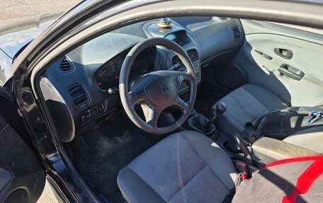 Mitsubishi Carisma I, 2003 год, 130 000 рублей, 7 фотография