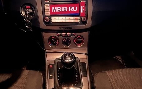 Volkswagen Passat B6, 2007 год, 630 000 рублей, 15 фотография